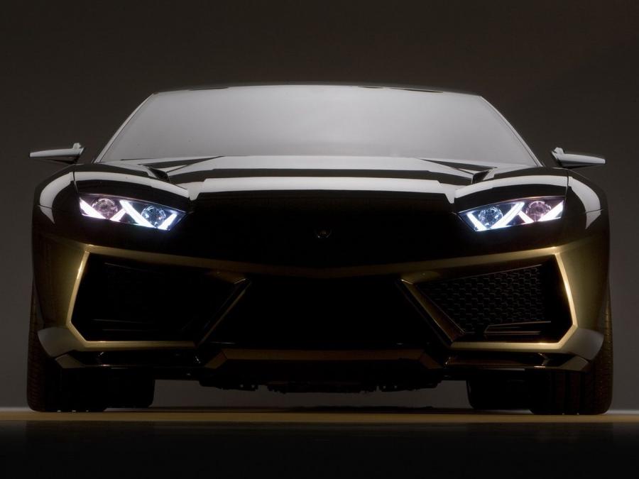  Lamborghini Estoque Concept 2008 года  (фото 4 из 21)